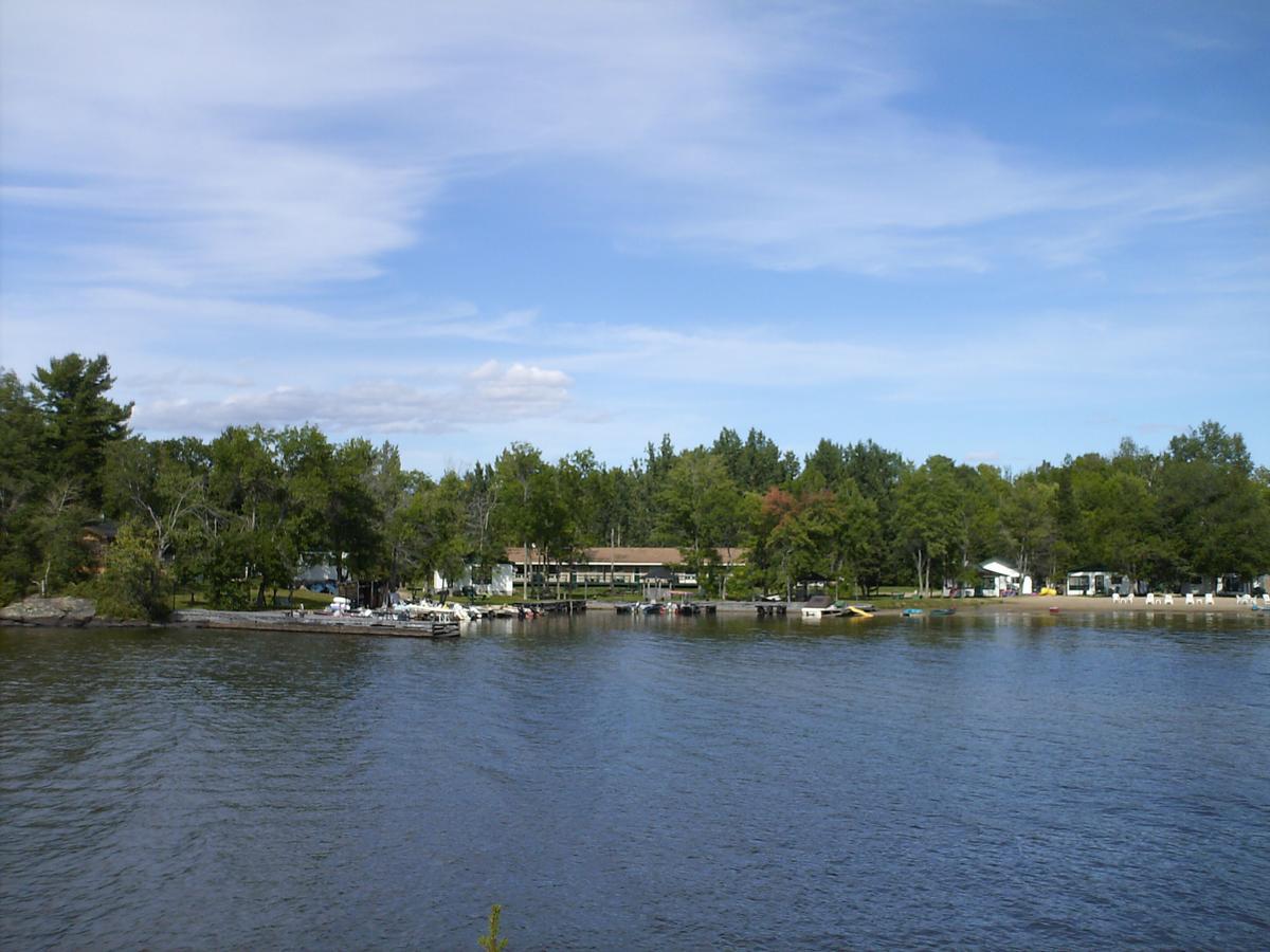 Chalkley'S Sandy Bay Cottage Resort Nipissing Beach Luaran gambar