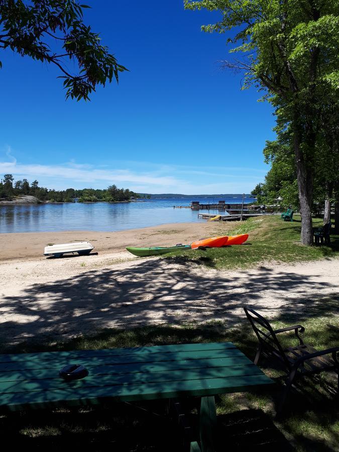 Chalkley'S Sandy Bay Cottage Resort Nipissing Beach Luaran gambar